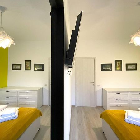 Cozy Riverfront Apartments With Garden And Mountain View Буштені Екстер'єр фото